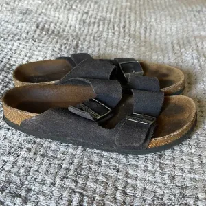BIRKENSTOCK Dark Gray / Taupe Suede Two Strap Sandals Size 8/9