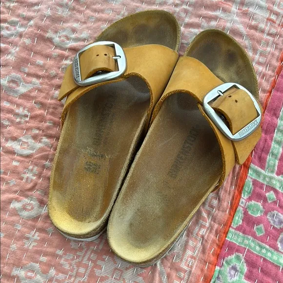Birkenstock Madrid Big Buckle Sandals Slides orange tan silver size 40/9