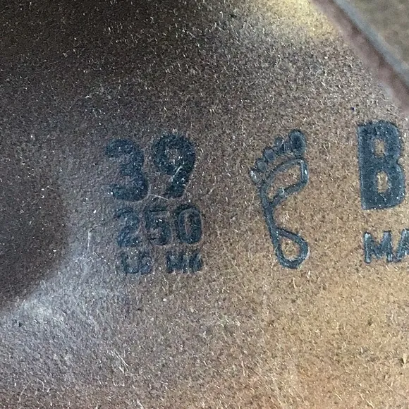 Birkenstock Mayari Bronze Toe Loop Sandals Sz 39|8.5