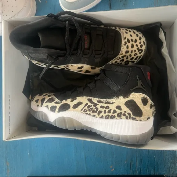 Black and White Animal Print Sneakers Retro 11 ladies