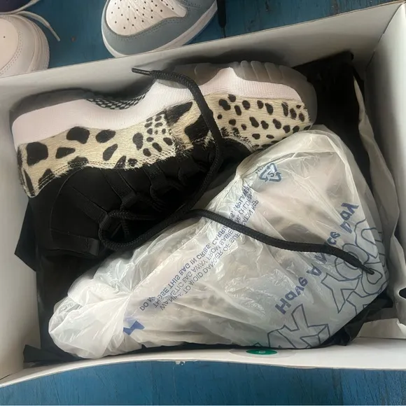 Black and White Animal Print Sneakers Retro 11 ladies