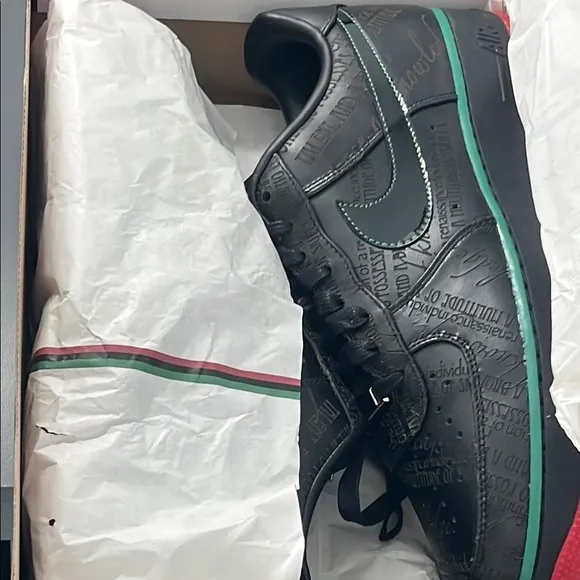 Black history month 2010 Black and Red Men's Sneakers brand new in the box