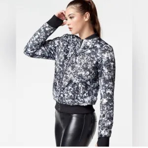 Blanc Noir Abstract Black &amp; White Print Reversible Bomber Jacket EUC Medium EUC