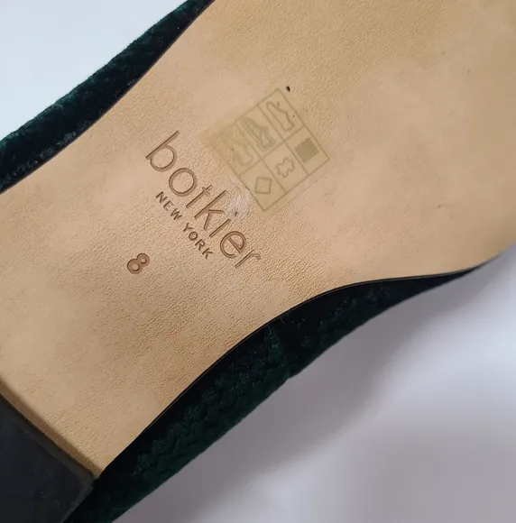 BOTKIER NEW YORK Camilla Flat in Emerald Velvet Sz 8 NEW