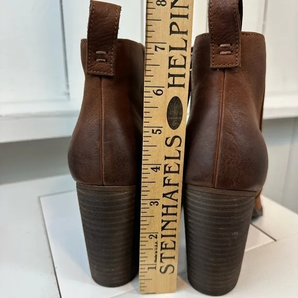 BP Booties Brown Women’s Size 8 Leather Lance Block Heeled Boots Round Toe