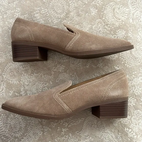Brand New Crown Vintage Genuine Suede Slip On Round Toe Block Heeled Loafers