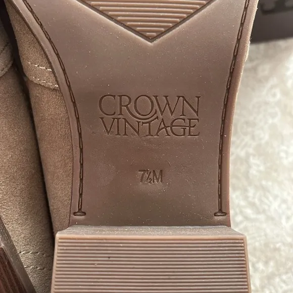 Brand New Crown Vintage Genuine Suede Slip On Round Toe Block Heeled Loafers