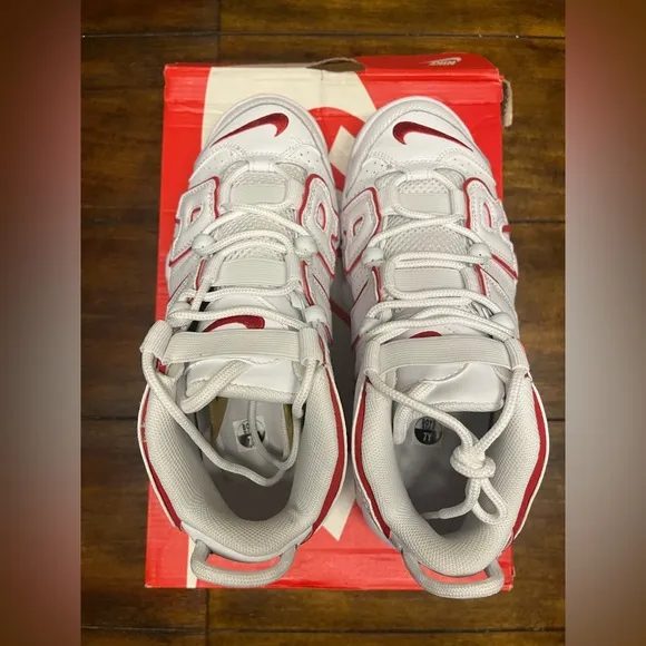 Brand new Nike Air More Uptempo White Varsity Red Outline (GS)