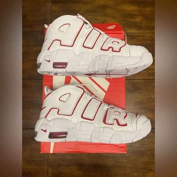 Brand new Nike Air More Uptempo White Varsity Red Outline (GS)