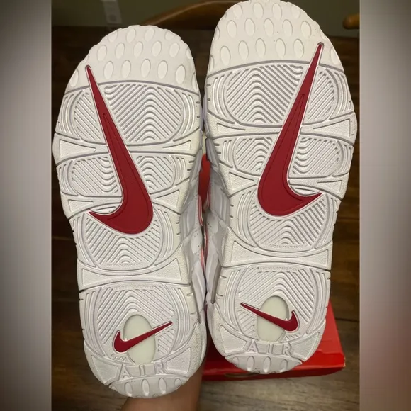 Brand new Nike Air More Uptempo White Varsity Red Outline (GS)