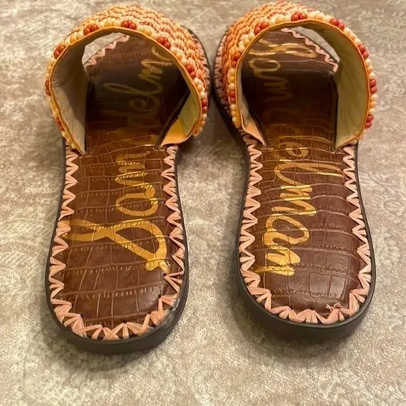 Brand New Sam Edelman Gunner Beaded Slide Sandals in Peach Pearl Wide Strap