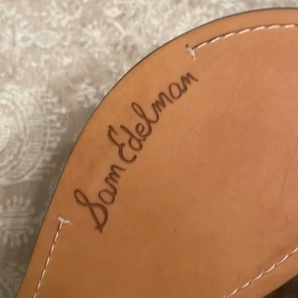 Brand New Sam Edelman Gunner Beaded Slide Sandals in Peach Pearl Wide Strap
