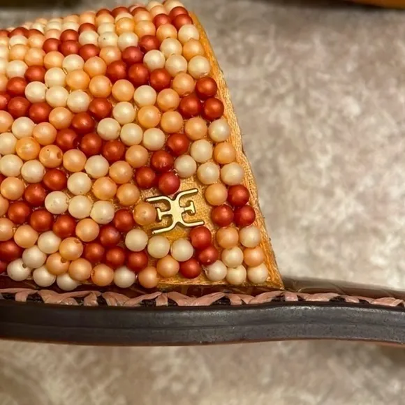 Brand New Sam Edelman Gunner Beaded Slide Sandals in Peach Pearl Wide Strap