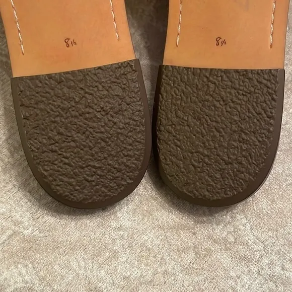 Brand New Sam Edelman Gunner Beaded Slide Sandals in Peach Pearl Wide Strap
