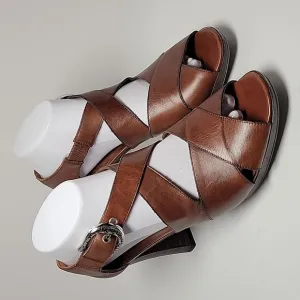 Brighton Vogue Sandals Heel Brown Leather Adjustable Silver Buckle Open Toe 8.5