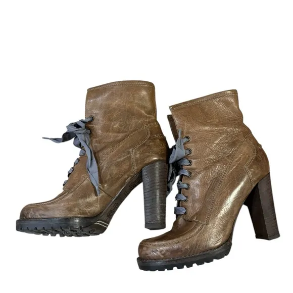 Brunello Cucinelli lace up heeled Leather boot size 39 US 9