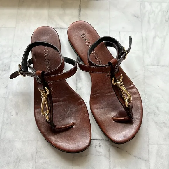 Burberry Reason Buckle-strap Brown Leather Flat Sandals