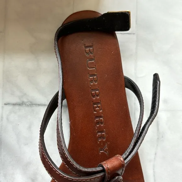 Burberry Reason Buckle-strap Brown Leather Flat Sandals
