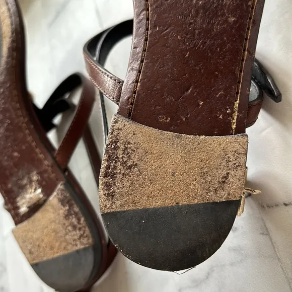 Burberry Reason Buckle-strap Brown Leather Flat Sandals
