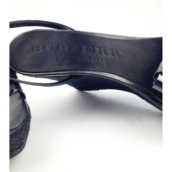 Burberry Womens Black‎ Snakeskin Wedge Sandals - Size 39 / US 8