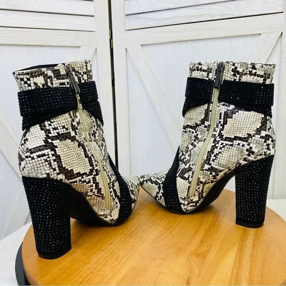 Cape Robbin Snake Bite Rhinestone Detail Heeled Ankle Boots Ivory Black 7.5