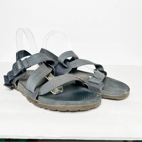 Chaco Lowdown Gray Strap Sandals Size 9 Men’s