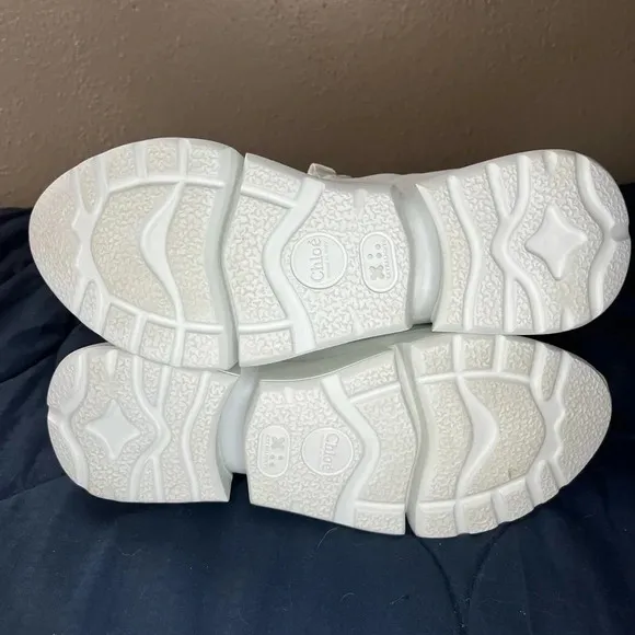Chloe Sonnie Low Top Leather Sneaker Size 8 In White