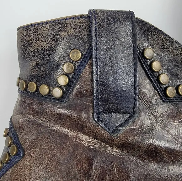 Circle G Women's Studded Star Inlay Booties  Size 9