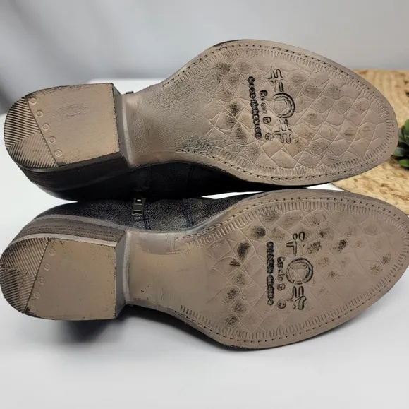 Circle G Women's Studded Star Inlay Booties  Size 9