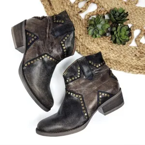 Circle G Women's Studded Star Inlay Booties  Size 9