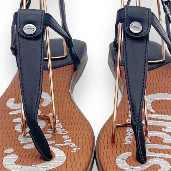 Circus Sam Edelman Cayden T Strap Thong Sandal Black Faux Leather Women’s Size 8