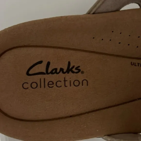 Clarks Collection: NEW Ultimate Comfort Tan Leather Sandals Velcro closure Sz 10