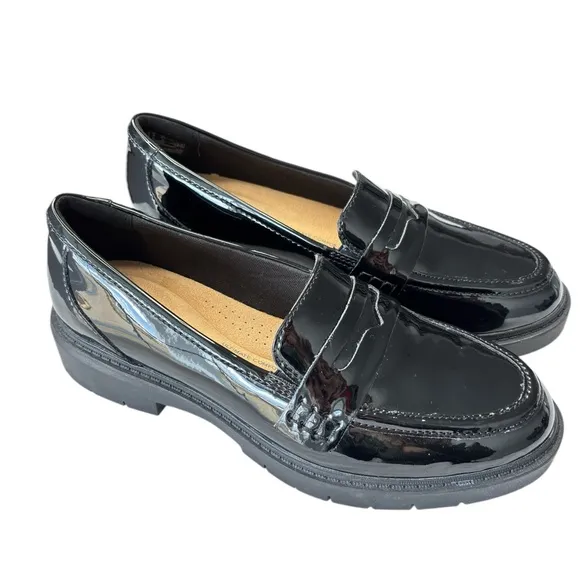 Clarks Westlynn Ayla Black Patent Leather Chunky Heeled Women’s Loafers Size 6.5