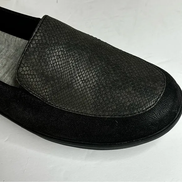 Clarks Women's Ayla River Loafer - Black Snakeskin &amp; Suede Flat Shoes Size 8.5M