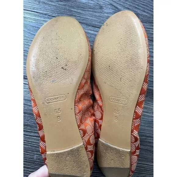 Coach Classic ORANGE Women's Ballet Flats Shoes SIZE- 6.5 B