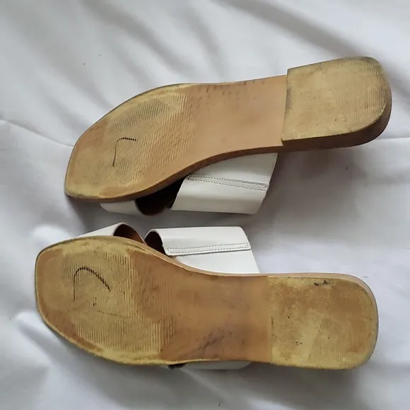 Coach Crisscross Leather Strap Slip-on Sandals Size 8.5