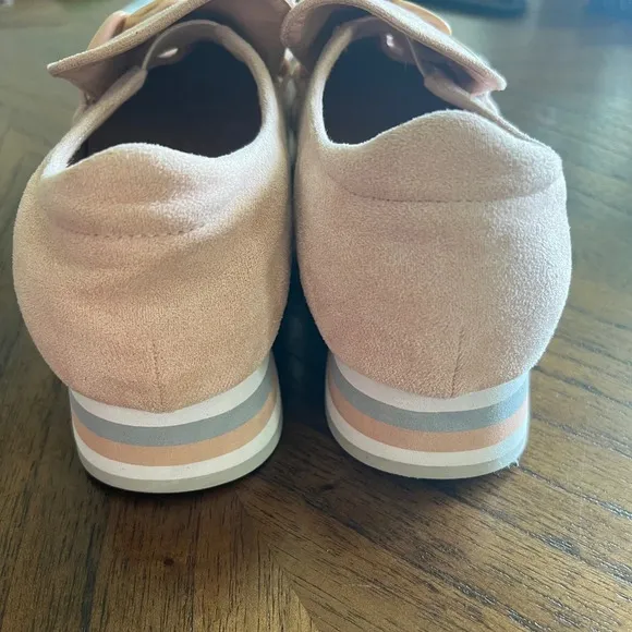 COCONUTS by Matisse Bess Women’s Pink Suede Perforated Platform Loafers Sz 8 New