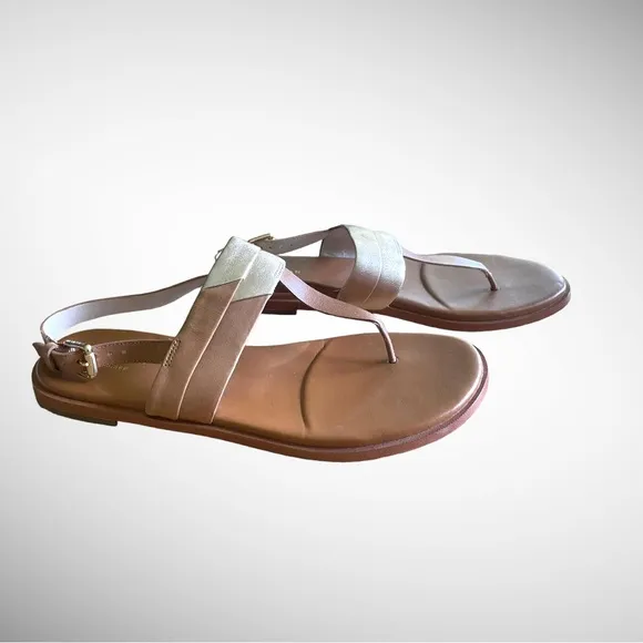 COLE HAAN AINSLEE GOLD CARAMEL THONG SANDALS SIZE 9B