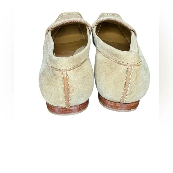 Cole Haan women’s Cream Leather Loafers Sz 6M preloved