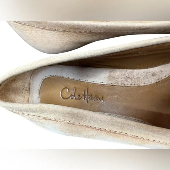 Cole Haan women’s Cream Leather Loafers Sz 6M preloved
