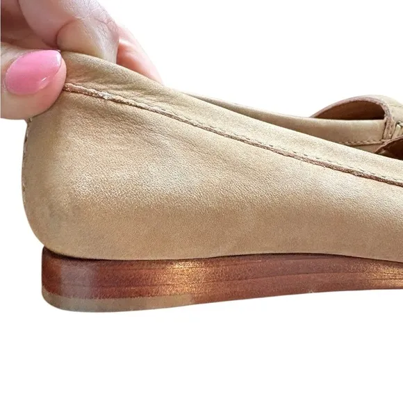 Cole Haan women’s Cream Leather Loafers Sz 6M preloved
