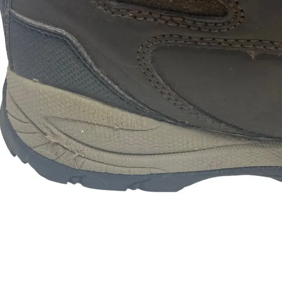 Columbia Brown Newton Ridge Plus Womens size 8.5 M Hiking Leather Boots
