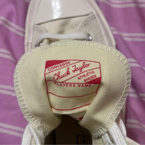 Comme de Garçons PLAY x Converse Chuck Taylor Womens Sneakers (fits W9)