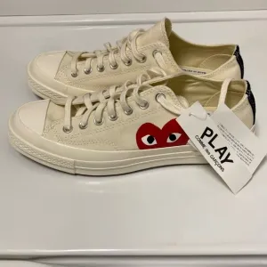 Comme des Garçons PLAY Cream Sneakers with Red Heart