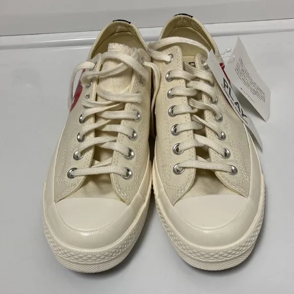 Comme des Garçons PLAY Cream Sneakers with Red Heart