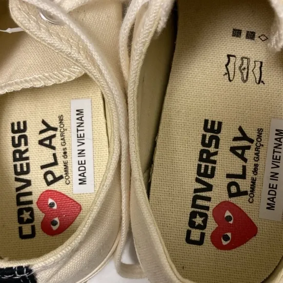 Comme des Garçons PLAY Cream Sneakers with Red Heart