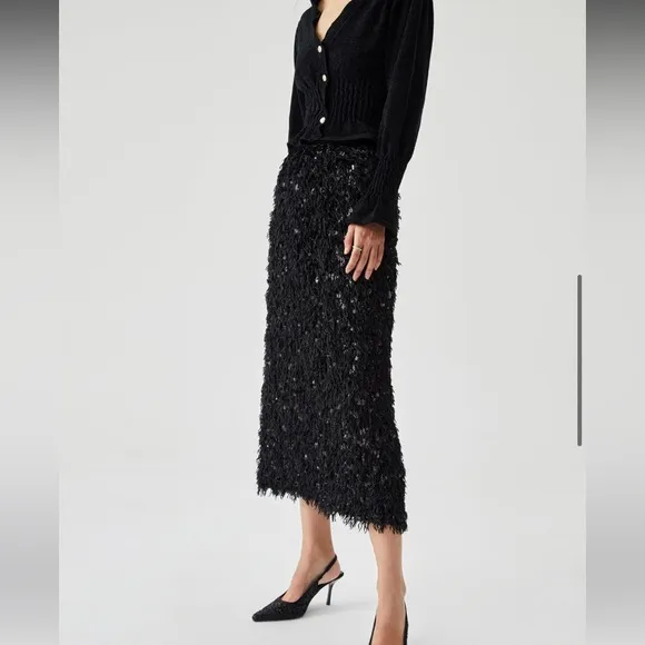 COMMENSE Black Faux Fur Fuzzy Feather Sequin Midi Skirt NWT