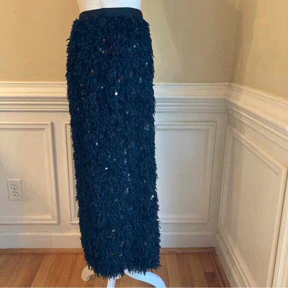 COMMENSE Black Faux Fur Fuzzy Feather Sequin Midi Skirt NWT