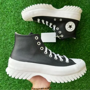 Converse Chuck Taylor All Star Lugged 2.0 Hi