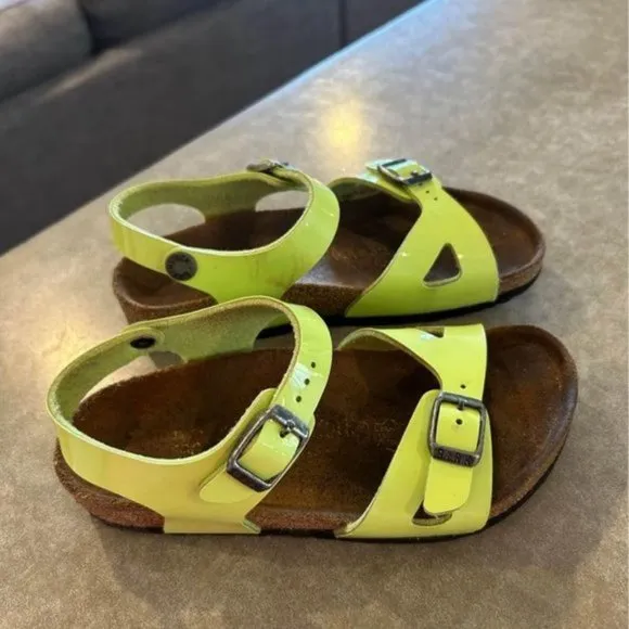 Copy - Birkenstock sandals. Childrens size 12. Easily wipeable. Excellent condi…